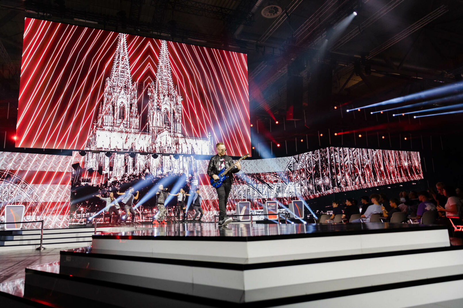 Snapdragon Pro Series Opening